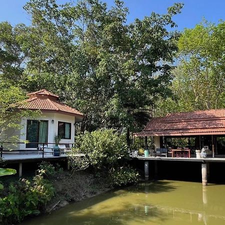 Navari Homestay Rayong Luaran gambar
