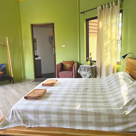 Navari Homestay Rayong Luaran gambar