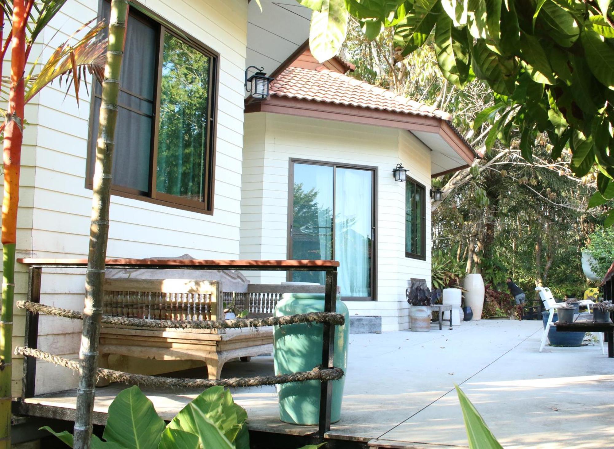 Navari Homestay Rayong Luaran gambar
