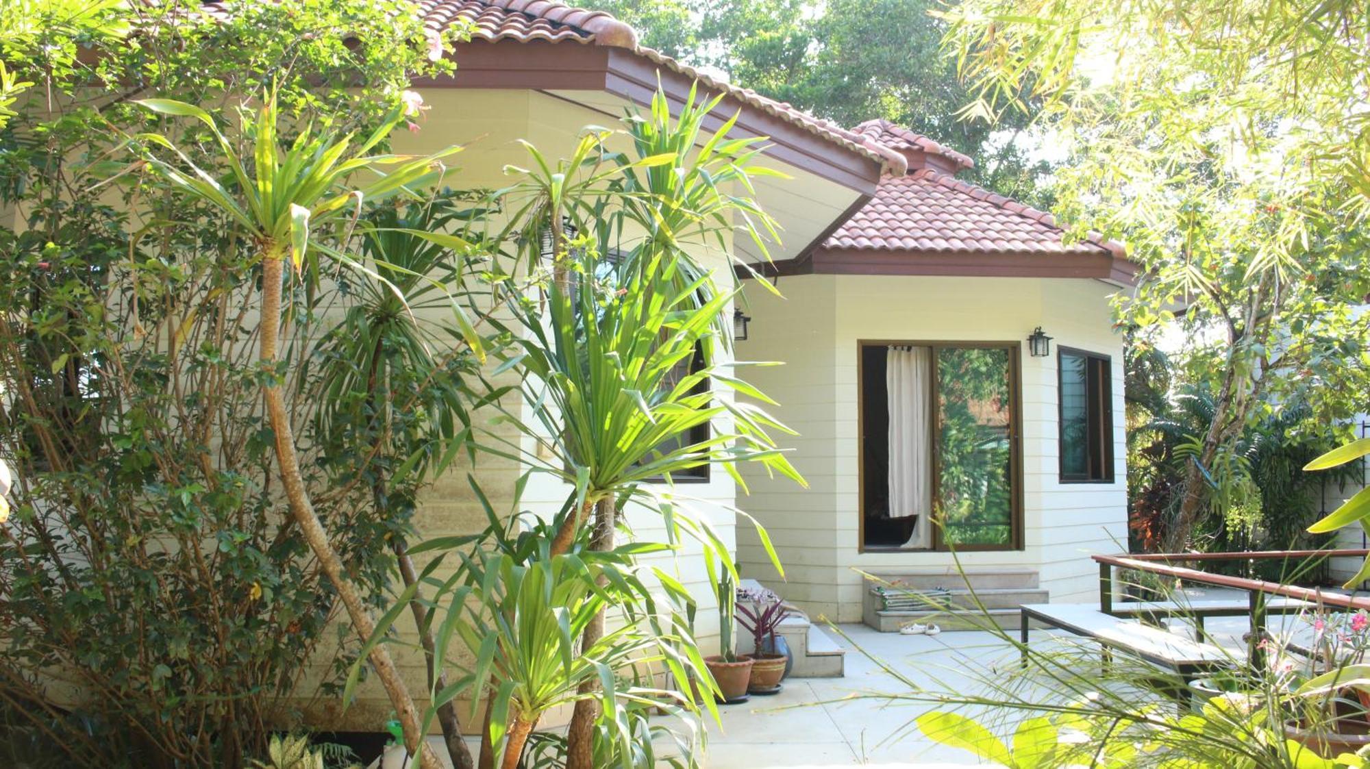 Navari Homestay Rayong Luaran gambar